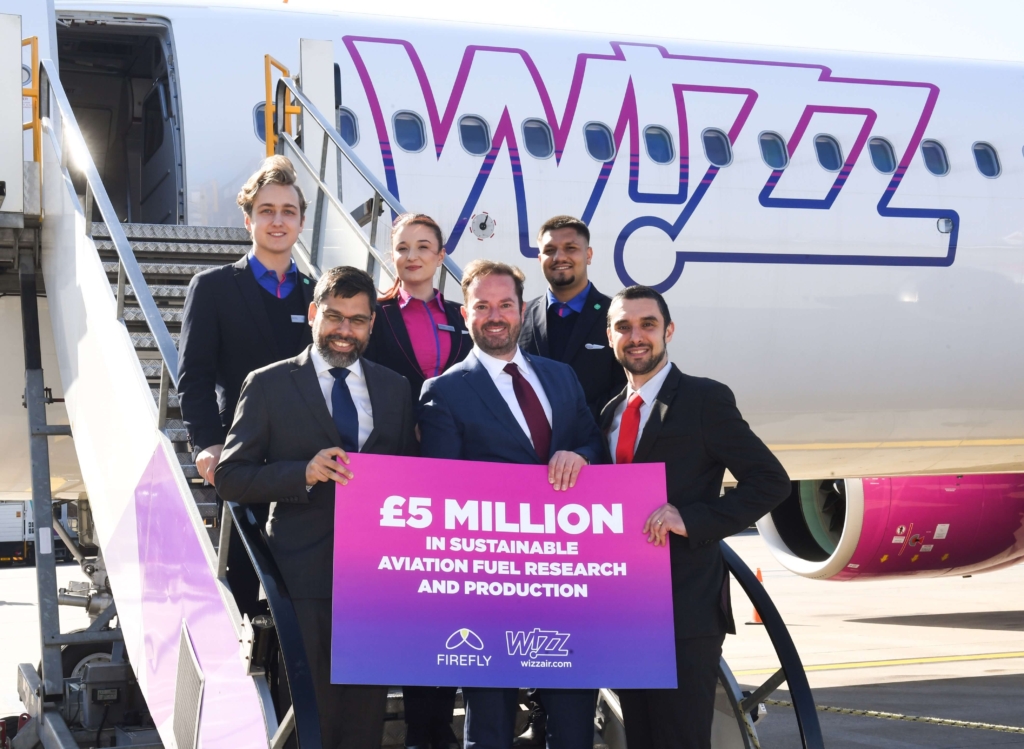 Firefly CEO and Wizz Air representatives celebrate collaboration